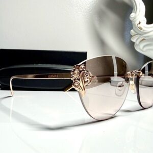 Versace ( VE 2196 B) BRAND NEW Elegant Gold Sunglasses, MADE IN ITALY
